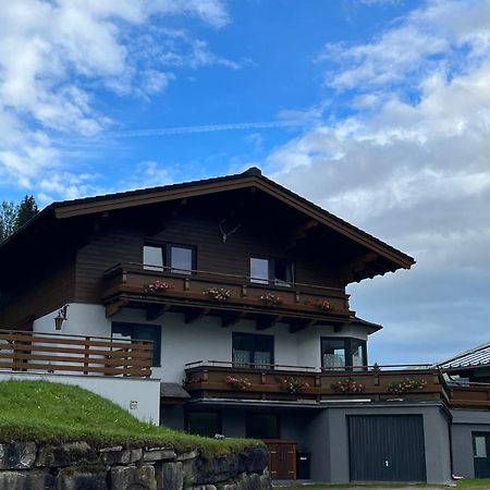 Dienten am HochkönigDer Hochkoenigblickアパートメント エクステリア 写真