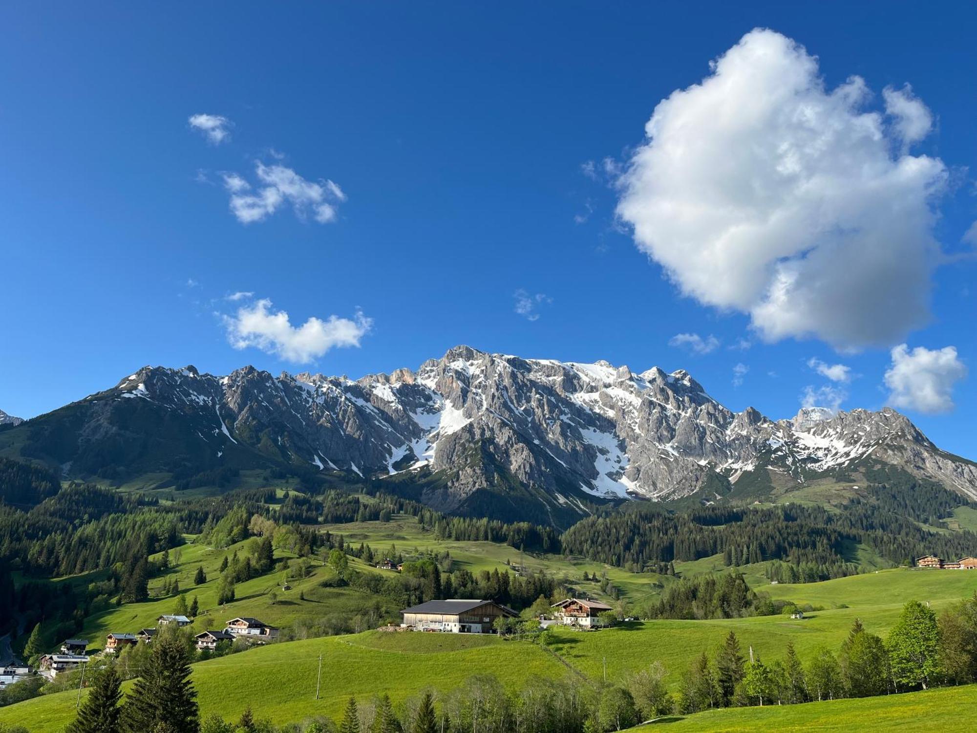 Dienten am HochkönigDer Hochkoenigblickアパートメント エクステリア 写真